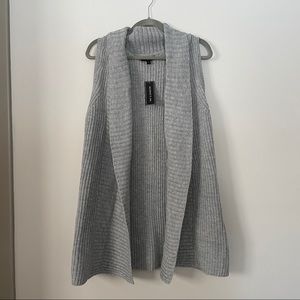 NWT Long Sleeveless Sweater Cardigan